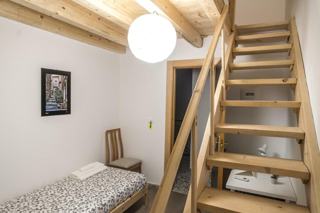 Al Qatta Bed & Breakfast กานิกัตติ ภายนอก รูปภาพ