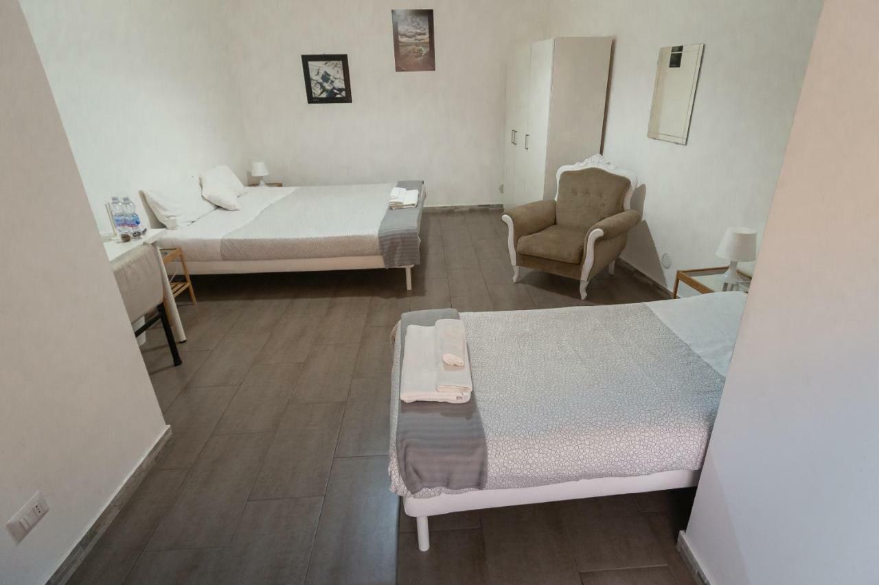 Al Qatta Bed & Breakfast กานิกัตติ ภายนอก รูปภาพ